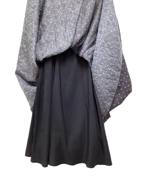 Mila Owen（ミラオーウェン）Mila Owen (ミラオーウェン) カットレイヤードパネルボリュームワンピース ネイビー サイズ:1の古着・服飾アイテム