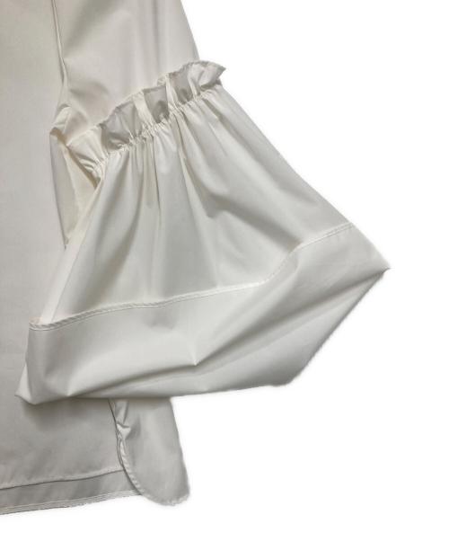 roughlow（ラフロー）roughlow (ラフロー) Flower sleeve blouse ホワイト サイズ:Fの古着・服飾アイテム