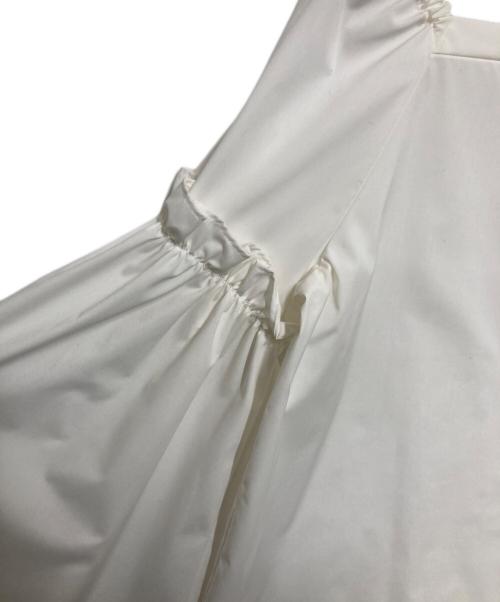 roughlow（ラフロー）roughlow (ラフロー) Flower sleeve blouse ホワイト サイズ:Fの古着・服飾アイテム