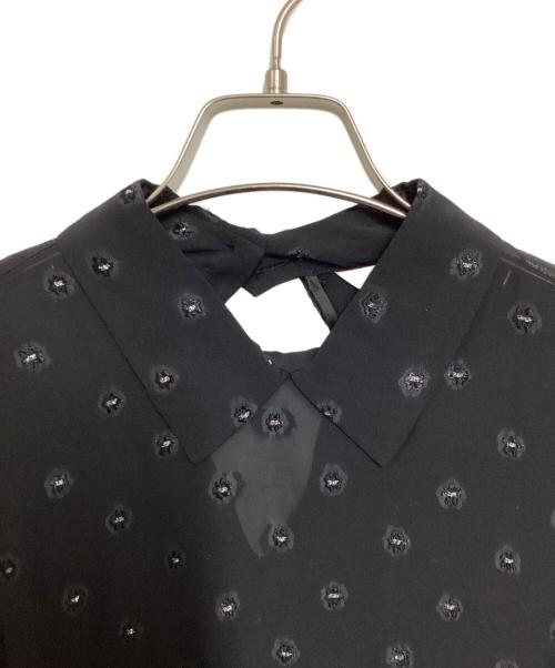 BACCA（バッカ）BACCA (バッカ) ブラックフラワー ショートシャツ ブラック サイズ:36の古着・服飾アイテム