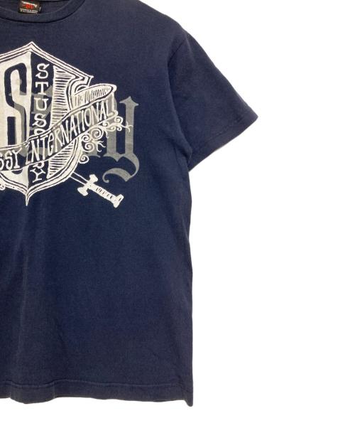 stussy（ステューシー）stussy (ステューシー) プリントTシャツ ネイビー サイズ:Mの古着・服飾アイテム
