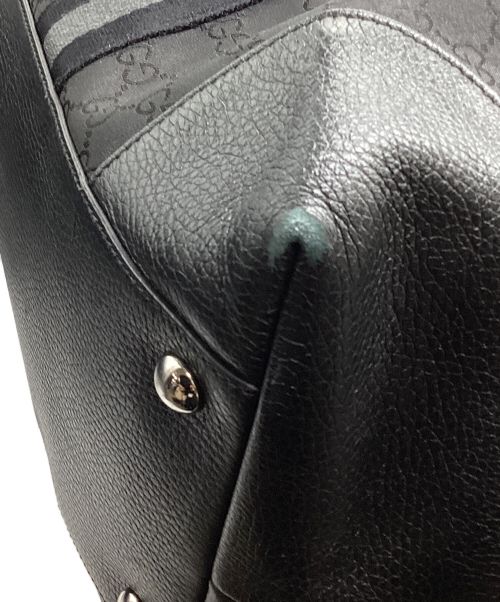 GUCCI（グッチ）GUCCI (グッチ) GGナイロンボストンバッグ ブラックの古着・服飾アイテム