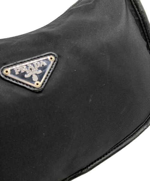 PRADA（プラダ）PRADA (プラダ) ナイロンハンドバッグ ブラックの古着・服飾アイテム