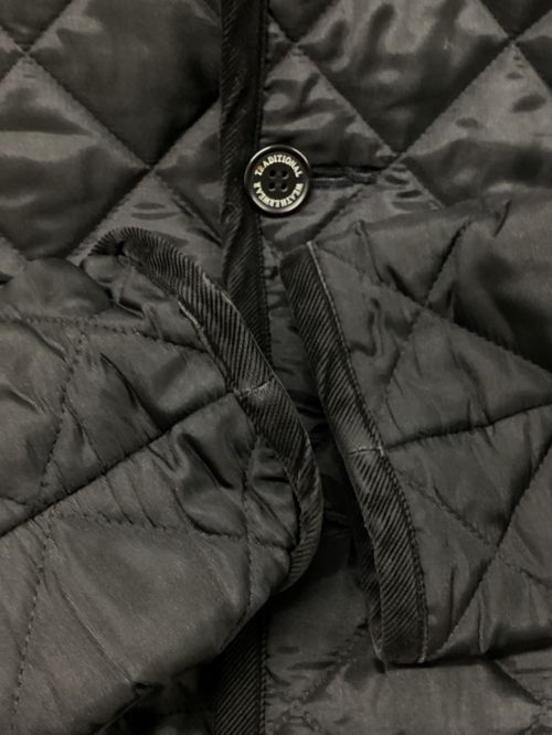 Traditional Weatherwear（トラディショナルウェザーウェア）Traditional Weatherwear (トラディショナルウェザーウェア) キルティングジャケット ブラック サイズ:38の古着・服飾アイテム
