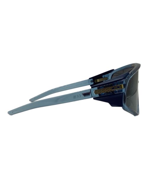 OAKLEY（オークリー）OAKLEY (オークリー) サングラス ブルーの古着・服飾アイテム