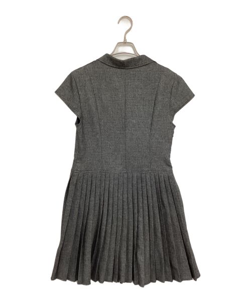 Fano Studios（ファノ ストゥディオズ）Fano Studios (ファノ ストゥディオズ) ポロカラー プリーツミニワンピース グレー サイズ:Lの古着・服飾アイテム