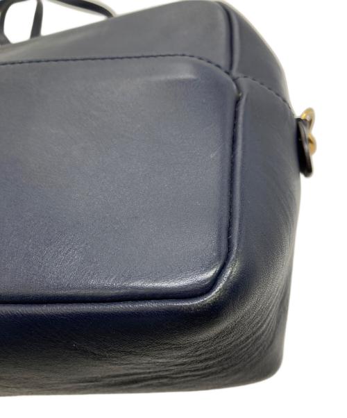 J&M DAVIDSON（ジェイ＆エム デヴィッドソン）J&M DAVIDSON (ジェイ＆エム デヴィッドソン) GABBYショルダーバッグ ネイビーの古着・服飾アイテム