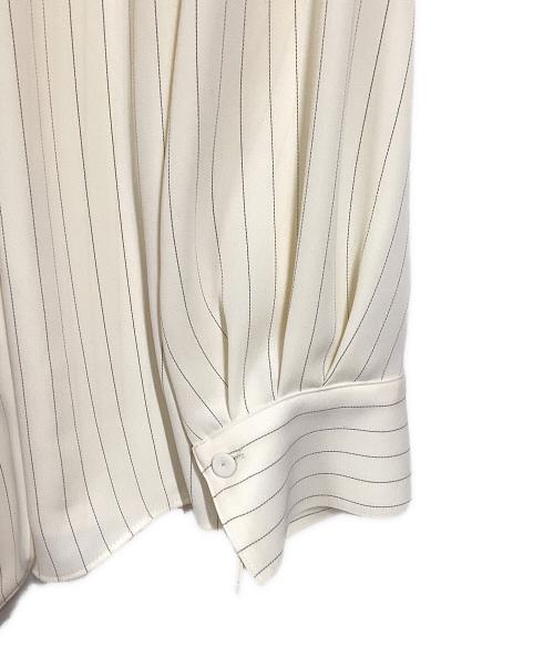 MIESROHE（ミースロエ）MIESROHE (ミースロエ) sustainableシルキーボウタイブラウス アイボリー サイズ:Freeの古着・服飾アイテム