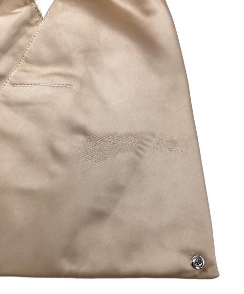 MM6 Maison Margiela（エムエムシックスメゾンマルジェラ）MM6 Maison Margiela (エムエムシックス メゾンマルジェラ) JAPANESE BAG SATIN SMALL ベージュの古着・服飾アイテム