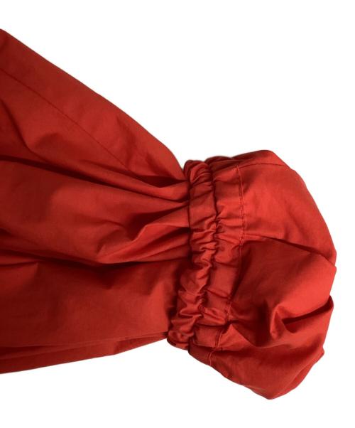 Chika Kisada（チカ キサダ）Chika Kisada (チカ キサダ) RAY BEAMS (レイ ビームス) コットン ハイネック ブラウス レッド サイズ:1の古着・服飾アイテム