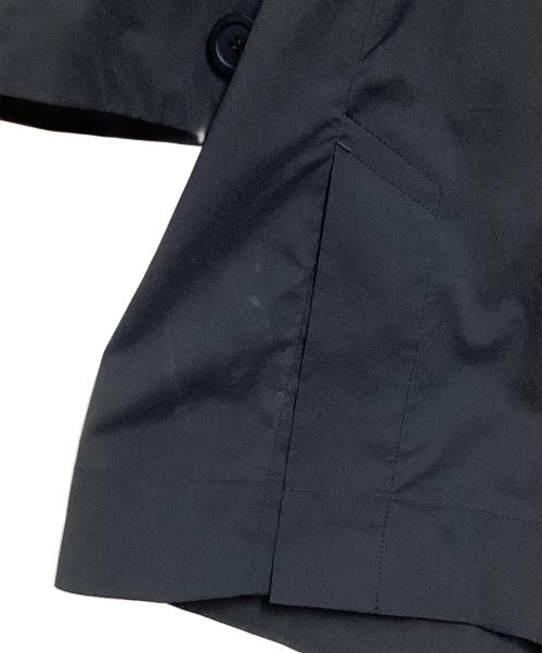 HOMME PLISSE ISSEY MIYAKE（オム プリッセ イッセイ ミヤケ）HOMME PLISSE ISSEY MIYAKE (オムプリッセ イッセイ ミヤケ) WING COAT ネイビー サイズ:2の古着・服飾アイテム