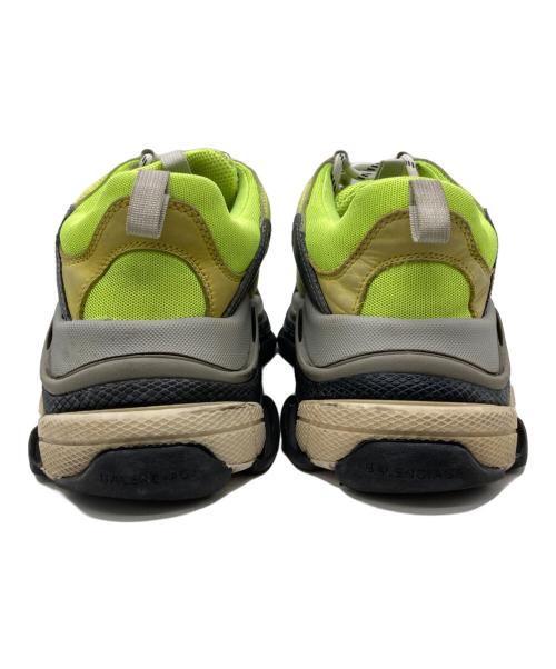 BALENCIAGA（バレンシアガ）BALENCIAGA (バレンシアガ) Triple S グレー×イエロー サイズ:EUR 42の古着・服飾アイテム