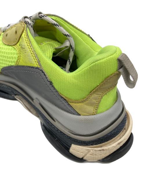 BALENCIAGA（バレンシアガ）BALENCIAGA (バレンシアガ) Triple S グレー×イエロー サイズ:EUR 42の古着・服飾アイテム