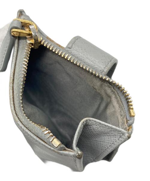 PRADA（プラダ）PRADA (プラダ) 2つ折り財布 スカイブルーの古着・服飾アイテム