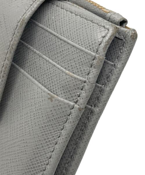 PRADA（プラダ）PRADA (プラダ) 2つ折り財布 スカイブルーの古着・服飾アイテム