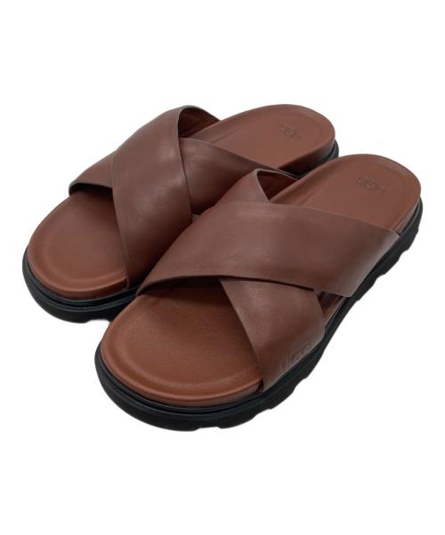 UGG（アグ）UGG (アグ) CAPITOLA CROSS SLIDE ブラウン サイズ:27cmの古着・服飾アイテム