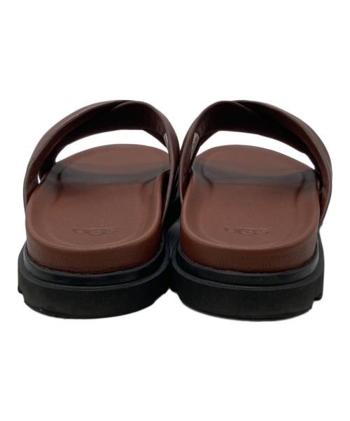 UGG（アグ）UGG (アグ) CAPITOLA CROSS SLIDE ブラウン サイズ:27cmの古着・服飾アイテム