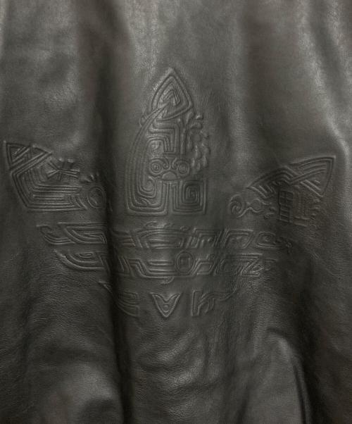 adidas（アディダス）adidas (アディダス) LNY PLEATHER フェイクレザージャケット ブラック サイズ:2XLの古着・服飾アイテム