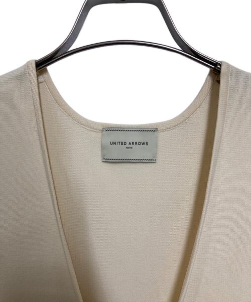 UNITED ARROWS TOKYO（ユナイテッドアローズトウキョウ）UNITED ARROWS TOKYO (ユナイテッドアローズトウキョウ) Vネック ロングニットワンピース アイボリー サイズ:36の古着・服飾アイテム