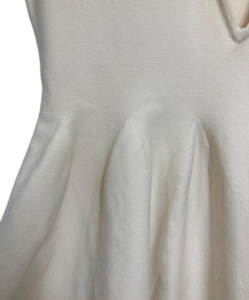 UNITED ARROWS TOKYO（ユナイテッドアローズトウキョウ）UNITED ARROWS TOKYO (ユナイテッドアローズトウキョウ) Vネック ロングニットワンピース アイボリー サイズ:36の古着・服飾アイテム