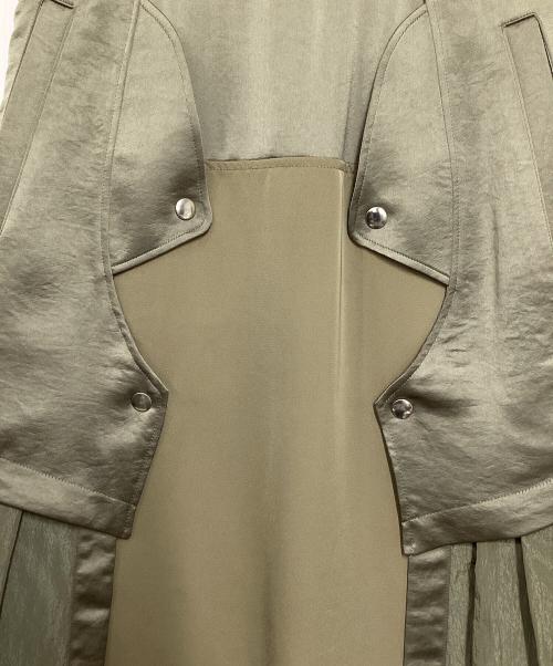 UN3D.（アンスリード）UN3D. (アンスリード) サテンコンビスカート オリーブ サイズ:38の古着・服飾アイテム