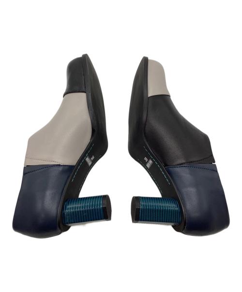 UN3D.（アンスリード）UN3D. (アンスリード) ROUND TOE PUMPS ネイビー サイズ:38の古着・服飾アイテム