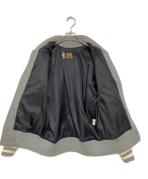 skookum（スクーカム）skookum (スクーカム) スタジャン グレー サイズ:Mの古着・服飾アイテム