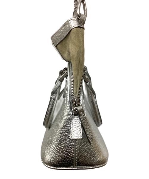 Maison Margiela 11（メゾンマルジェラ 11）Maison Margiela 11 (メゾンマルジェラ) 5AC マイクロバッグ シルバーの古着・服飾アイテム