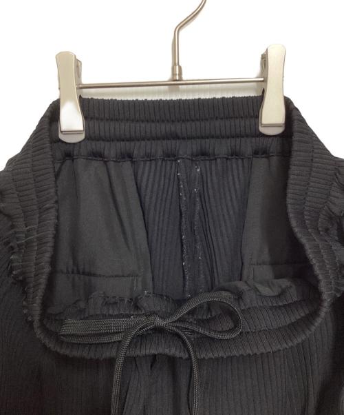 MAISON SPECIAL（メゾンスペシャル）MAISON SPECIAL (メゾンスペシャル) プリーツタックパンツ ブラック サイズ:Mの古着・服飾アイテム