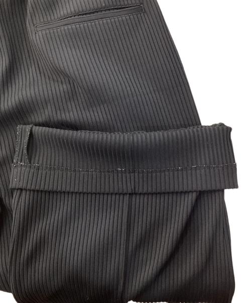 MAISON SPECIAL（メゾンスペシャル）MAISON SPECIAL (メゾンスペシャル) プリーツタックパンツ ブラック サイズ:Mの古着・服飾アイテム
