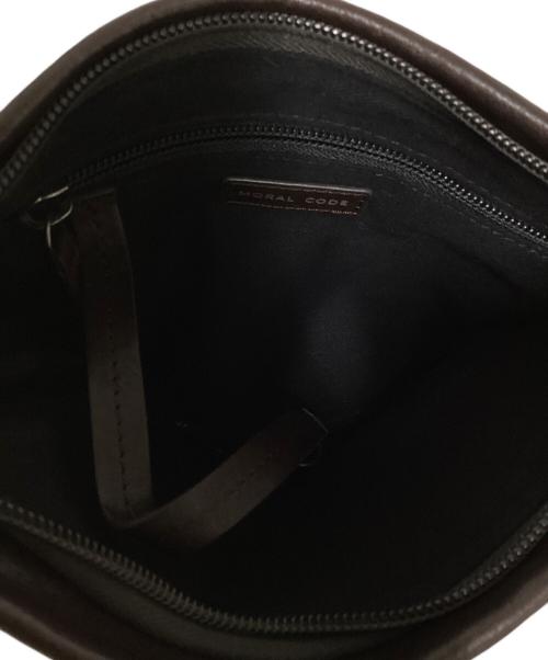 MORAL CODE（モラルコード）MORAL CODE (モラルコード) ショルダーバッグ ブラウンの古着・服飾アイテム