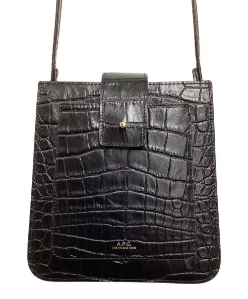 A.P.C.（アーペーセー）A.P.C. (アーペーセー) 型押しショルダーバッグ ブラックの古着・服飾アイテム