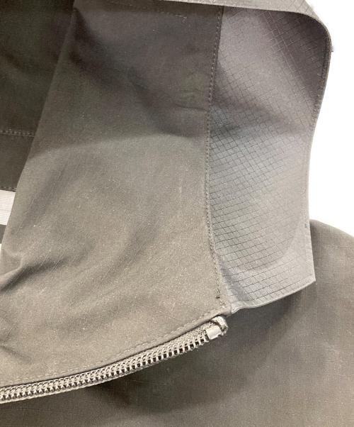 CMF OUTDOOR GARMENT（コンフィーアウトドアガーメント）CMF OUTDOOR GARMENT (コンフィーアウトドアガーメント) PHANTOM VEST COEXIST ブラック サイズ:XLの古着・服飾アイテム