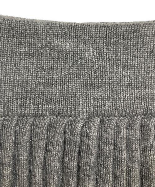 Max Mara WEEK END LINE（マックスマーラ ウイークエンドライン）Max Mara WEEK END LINE (マックスマーラ ウイークエンドライン) ニットプリーツスカート/knit pleated skirt グレー サイズ:Ｍの古着・服飾アイテム