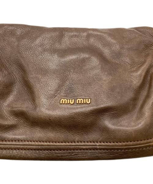MIU MIU（ミュウミュウ）MIU MIU (ミュウミュウ) オールドレザーショルダーバッグ ブラウンの古着・服飾アイテム