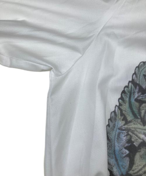 Yuko Higuchi（ユウコ ヒグチ）Yuko Higuchi (ユウコ ヒグチ) ブラウス 眼花ちゃん ホワイト サイズ:Freeの古着・服飾アイテム