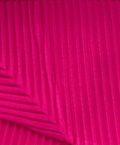 HOMME PLISSE ISSEY MIYAKE（オム プリッセ イッセイ ミヤケ）HOMME PLISSE ISSEY MIYAKE (オム プリッセ イッセイ ミヤケ) プリーツカットソー ピンク サイズ:2の古着・服飾アイテム