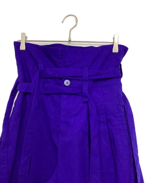 ISSEY MIYAKE（イッセイミヤケ）ISSEY MIYAKE (イッセイミヤケ) ハイウエストパンツ ブルー サイズ:2の古着・服飾アイテム