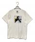 stussy（ステューシー）の古着「カメラマンプリントTシャツ」｜ホワイト