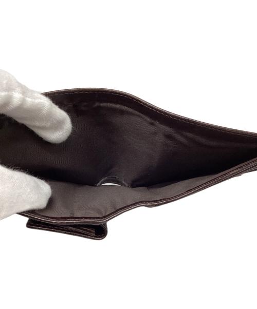 FENDI（フェンディ）FENDI (フェンディ) ズッカ柄二つ折り財布 ブラウンの古着・服飾アイテム