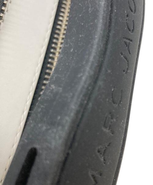 MARC JACOBS（マークジェイコブズ）MARC JACOBS (マークジェイコブズ) ショルダーバッグ ホワイト×ブラックの古着・服飾アイテム