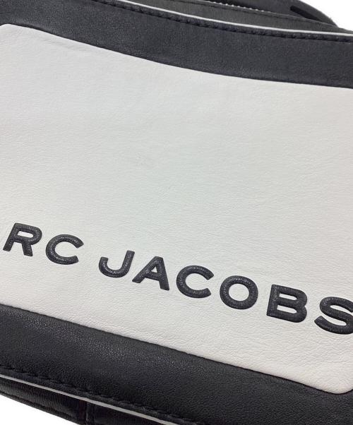 MARC JACOBS（マークジェイコブズ）MARC JACOBS (マークジェイコブズ) ショルダーバッグ ホワイト×ブラックの古着・服飾アイテム