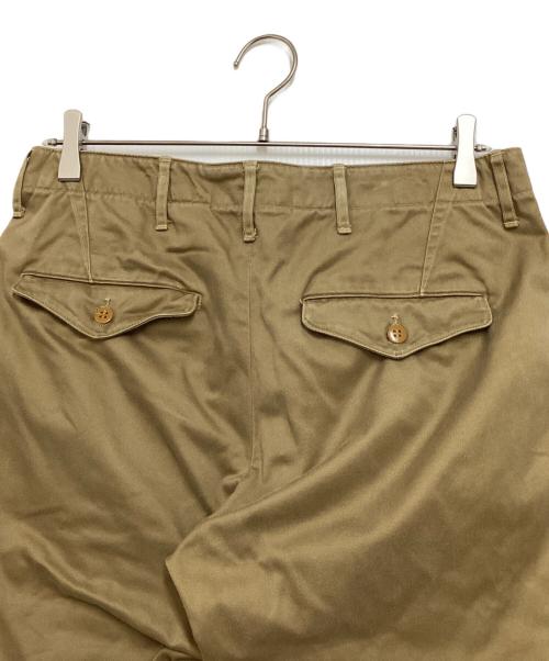 WORKERS OFFICER TROUSERS（ワーカーズオフィサートラウザー）WORKERS OFFICER TROUSERS (ワーカーズオフィサートラウザー) チノパン ベージュ サイズ:32の古着・服飾アイテム