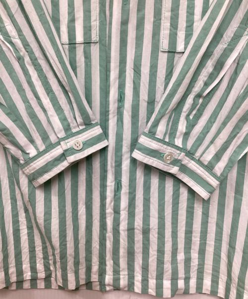 E.TAUTZ（イートーツ）E.TAUTZ (イートーツ) ストライプシャツ グリーン サイズ:XSの古着・服飾アイテム