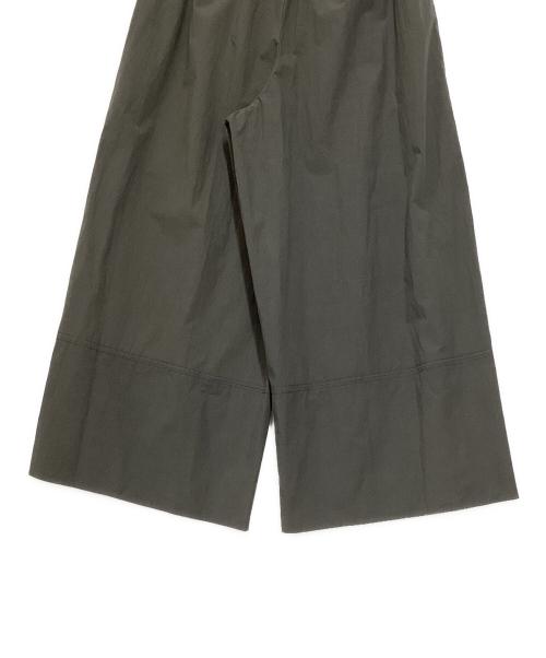 K.T KIYOKO TAKASE（ケーティー キヨコタカセ）K.T KIYOKO TAKASE (ケーティー キヨコタカセ) コットンタイプライター ギャザーワイドパンツ グレー サイズ:9の古着・服飾アイテム