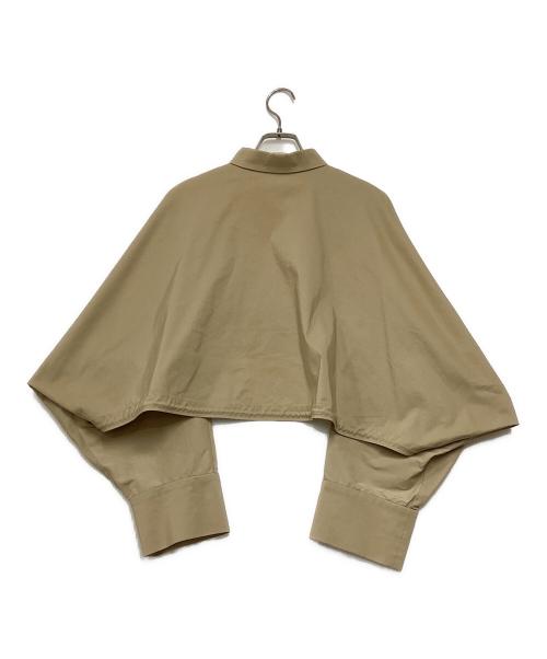 UN3D.（アンスリード）UN3D. (アンスリード) ショートギャザーシャツブルゾン ベージュ サイズ:FREEの古着・服飾アイテム