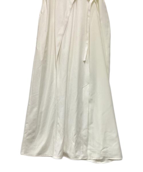 AKIRA NAKA（アキラナカ）AKIRA NAKA (アキラナカ) Heike combi tex jersey dress ホワイト サイズ:2の古着・服飾アイテム