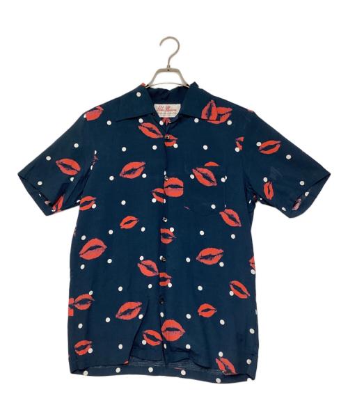 Aloha Blossom（アロハブロッサム）Aloha Blossom (アロハブロッサム) リップ柄レーヨンオープンカラーシャツ ネイビー×レッド サイズ:40の古着・服飾アイテム