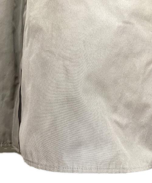 Whim Gazette（ウィムガゼット）Whim Gazette (ウィムガゼット) タフタボリュームブラウス グレー サイズ:FREEの古着・服飾アイテム