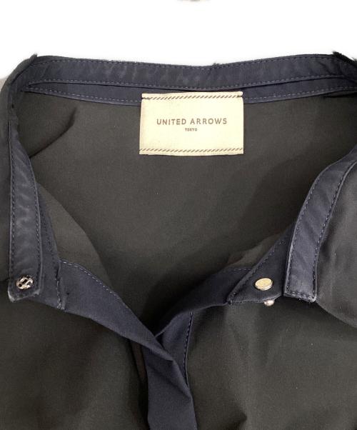 UNITED ARROWS TOKYO（ユナイテッドアローズトウキョウ）UNITED ARROWS TOKYO (ユナイテッドアローズトウキョウ) パイピングバックラッフルフリルブラウス ブラック サイズ:FREEの古着・服飾アイテム